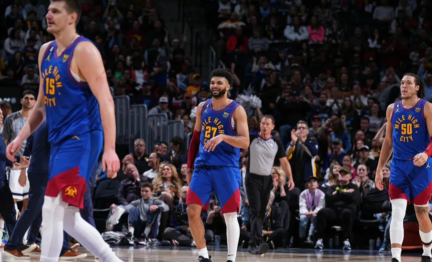 九游官网平台-风云突变门兴格拉德巴赫赛前豪取连胜；荷甲版图或变；气氛紧张；赛程密集仍需轮换(柏林联合vs门兴历史战绩)